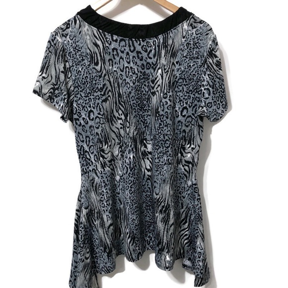 Black and Gray Animal Print Blouse | Size XL - Picture 7 of 12
